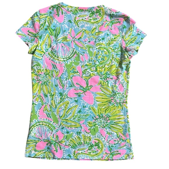 Lilly Pulitzer Women’s XS Seashell Vneck Michele Coconut Grove Floral Bright Top - Picture 3 of 8